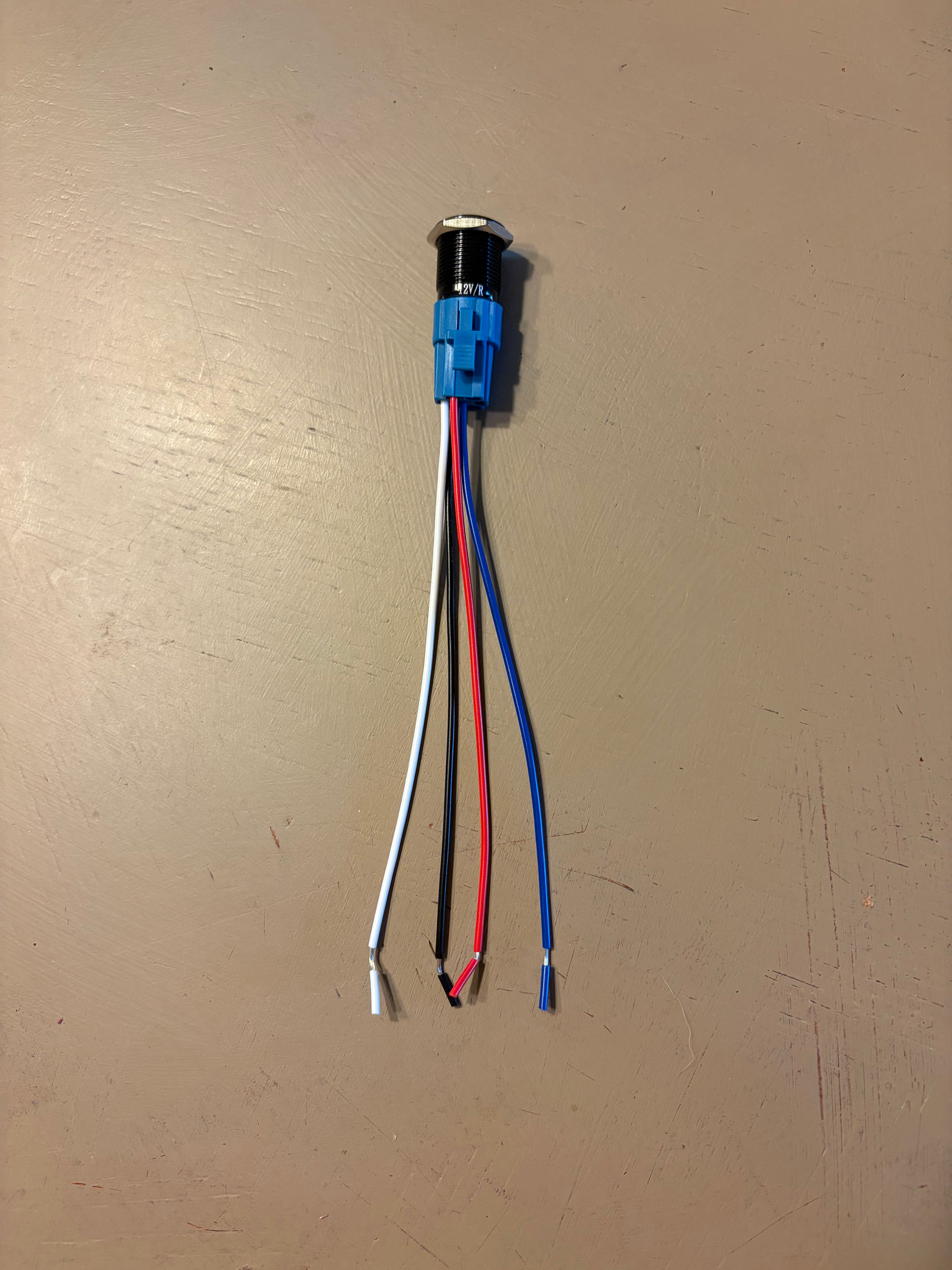 Ultimate Drag Parts 16mm momentary metal switch